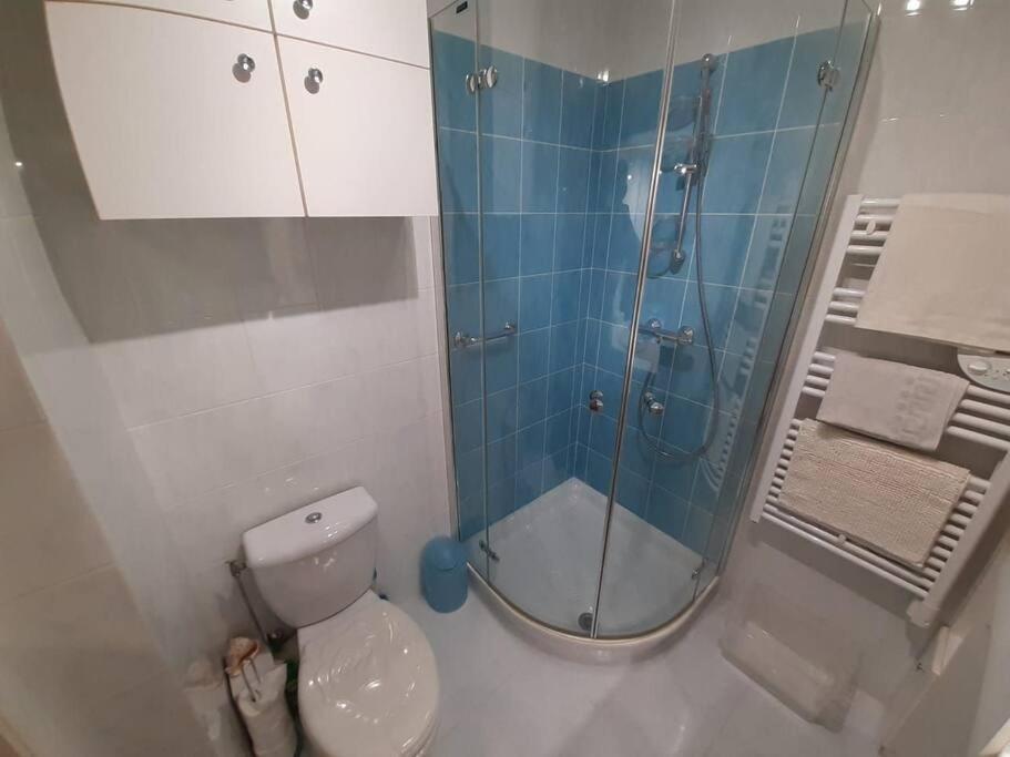 Le Garavan, Superbe Studio Vue Mer Et Vieux Menton Exterior photo