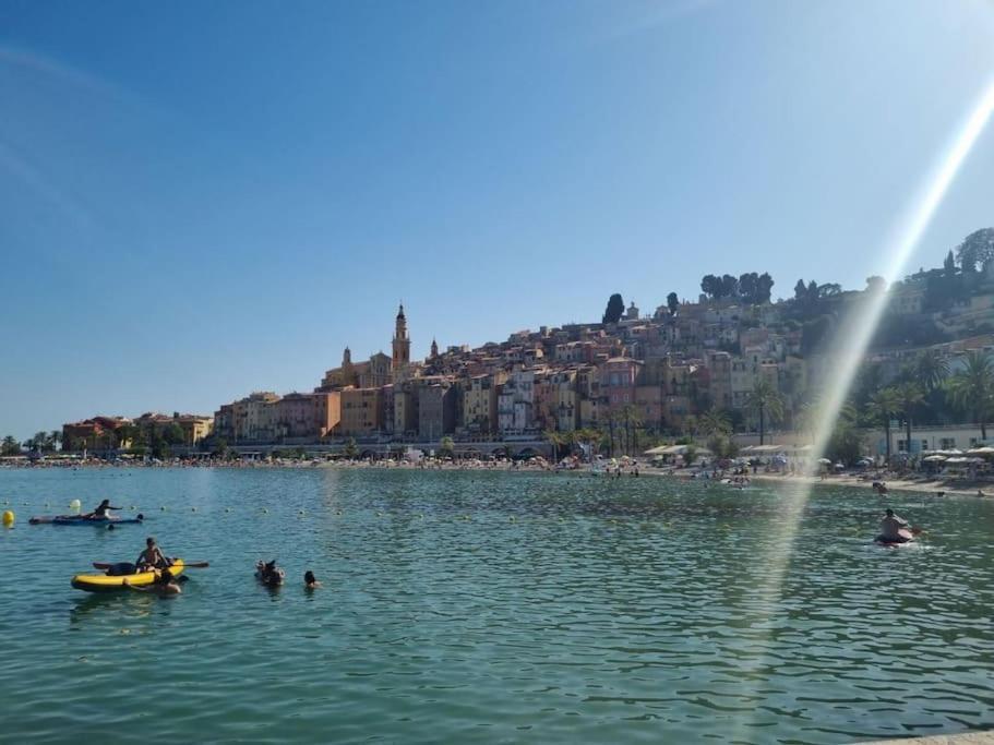 Le Garavan, Superbe Studio Vue Mer Et Vieux Menton Exterior photo